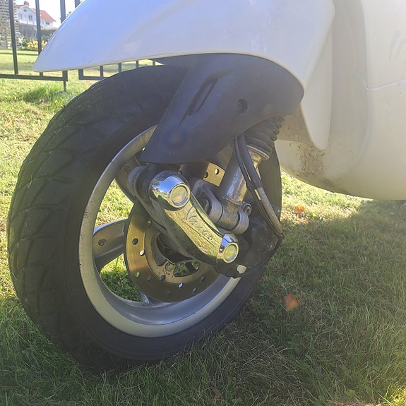 Piaggio Vespa primavera 2 t 6 of 9