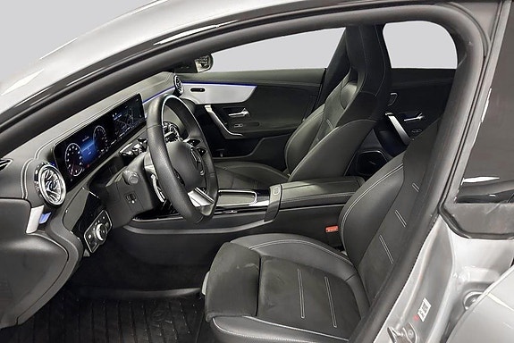 Mercedes-Benz CLA250 e 8 of 18