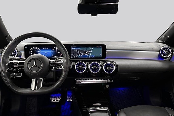 Mercedes-Benz CLA250 e 7 of 18