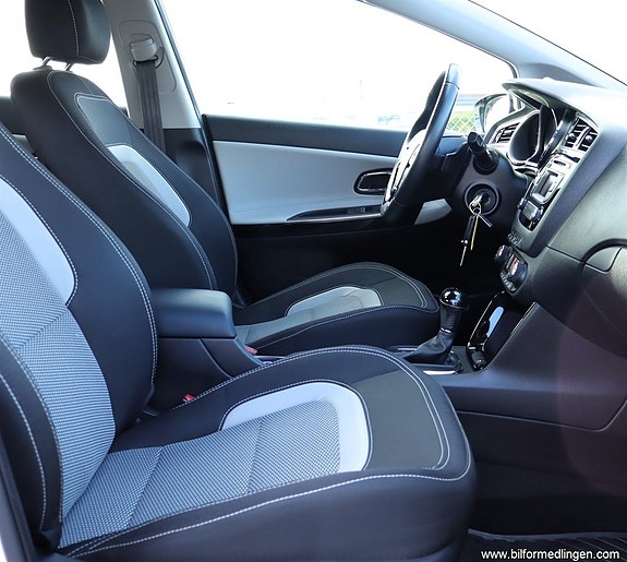 Kia Ceed 7 of 17