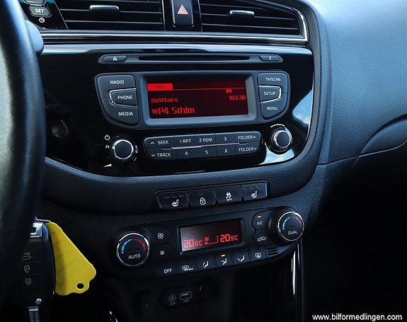 Kia Ceed 13 of 17