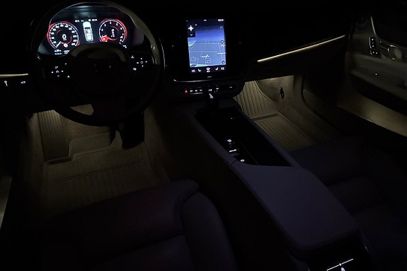 Volvo V90 Cross Country 18 of 21