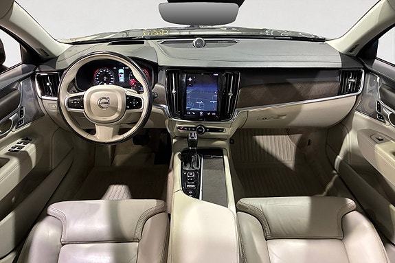 Volvo V90 Cross Country 11 of 21