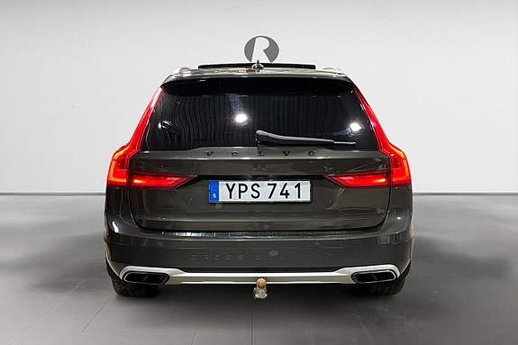 Volvo V90 Cross Country 5 of 21