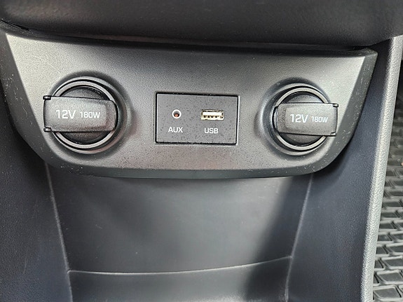 Hyundai IONIQ 24 of 29