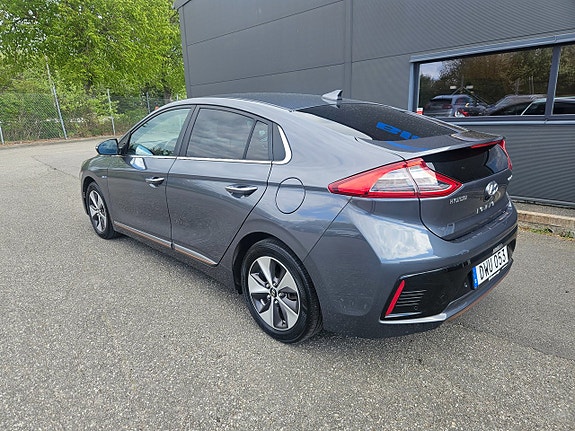 Hyundai IONIQ 3 of 29