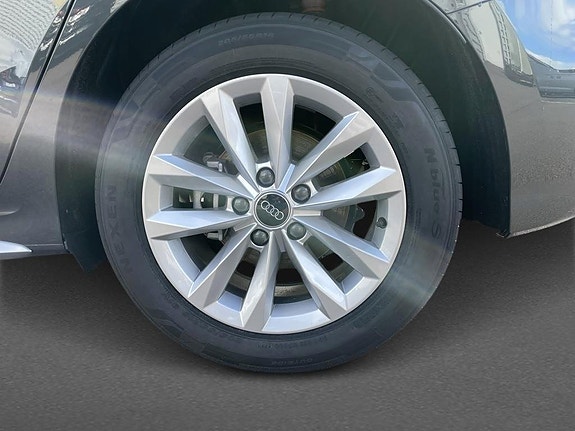 Audi A3 8 of 13