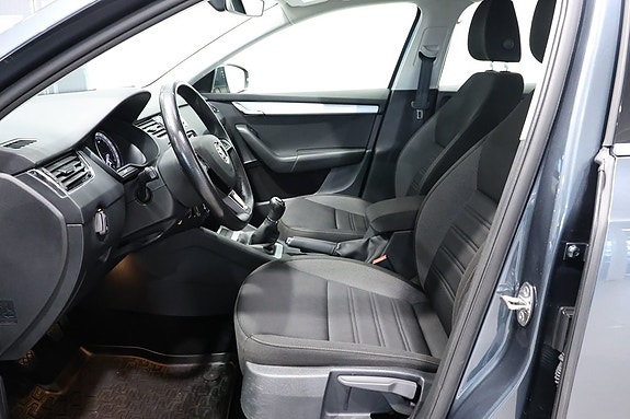 Skoda Octavia 5 of 16