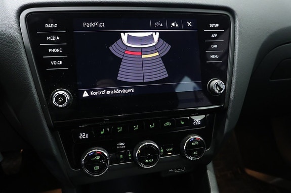 Skoda Octavia 13 of 16
