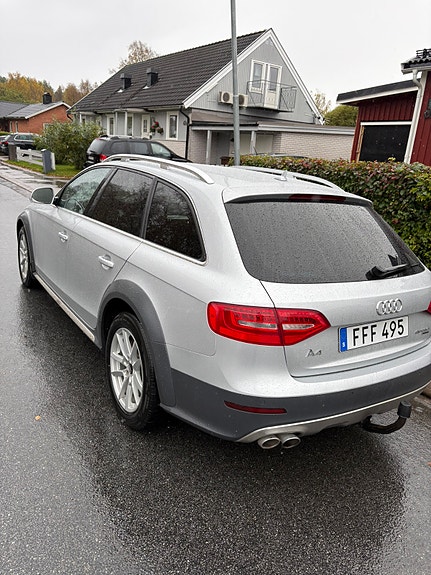 Audi A4 allroad 5 of 5