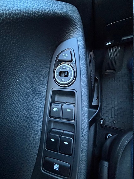 Hyundai i20 12 of 15
