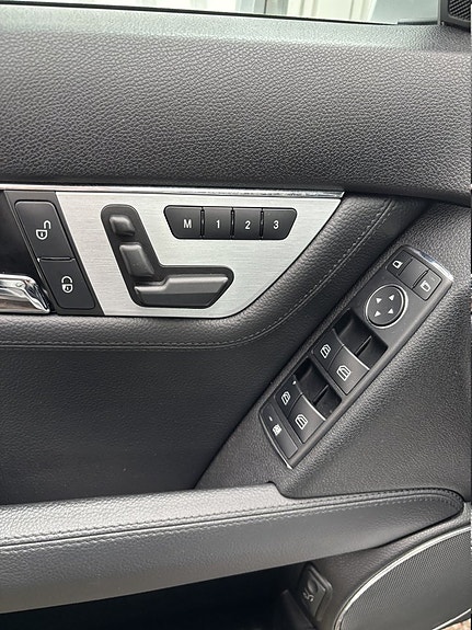 Mercedes-Benz C220 13 of 17