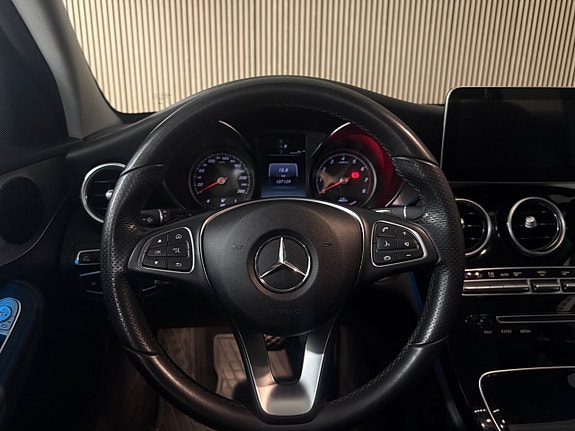 Mercedes-Benz C350 15 of 25