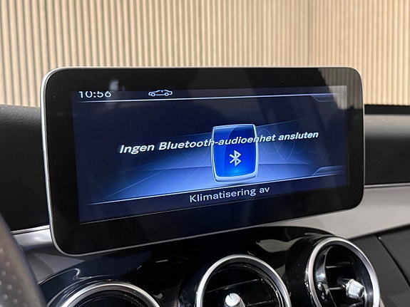 Mercedes-Benz C350 23 of 25