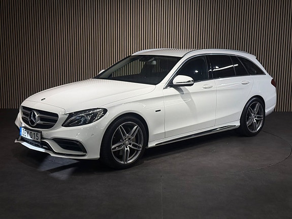 Mercedes-Benz C350 8 of 25