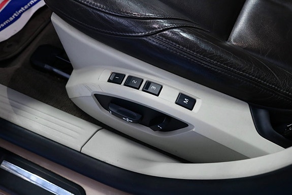 Volvo V40 20 of 23