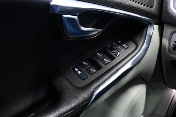 Volvo V40 18 of 23