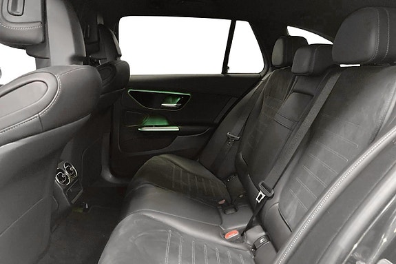 Mercedes-Benz C300 d 10 of 16