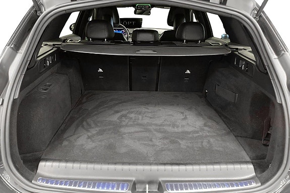 Mercedes-Benz C300 d 11 of 16