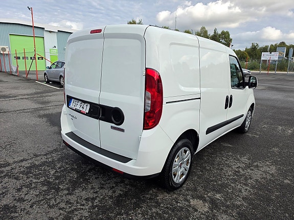 Fiat Doblo 4 of 24