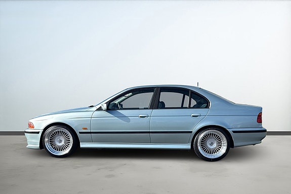 BMW 523i 2 of 20