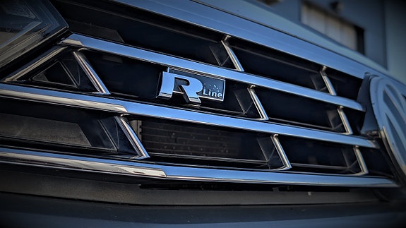Volkswagen Passat 11 of 30