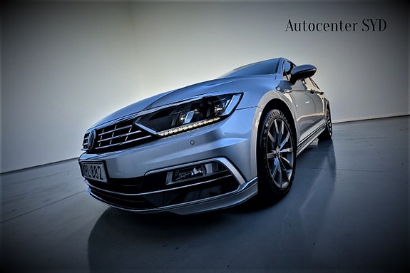 Volkswagen Passat 7 of 30