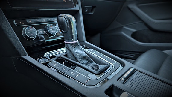 Volkswagen Passat 21 of 30