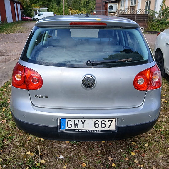 Volkswagen Golf V 6 of 7