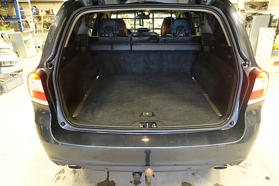 Volvo V70 21 of 30