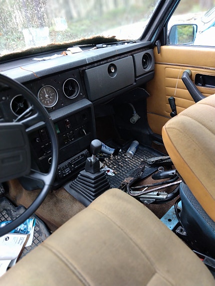 Volvo 142 2 of 7