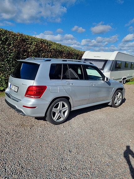 Mercedes-Benz GLK220 4 of 5