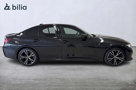 BMW 320 16 of 19
