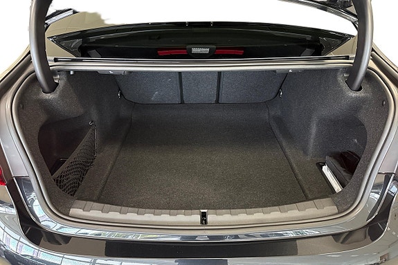 BMW 320 12 of 19
