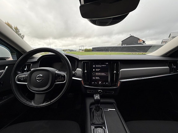 Volvo V90 20 of 23