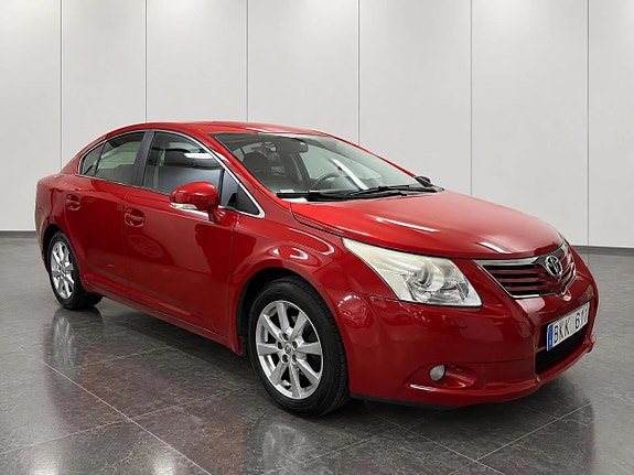 Toyota Avensis 3 of 17