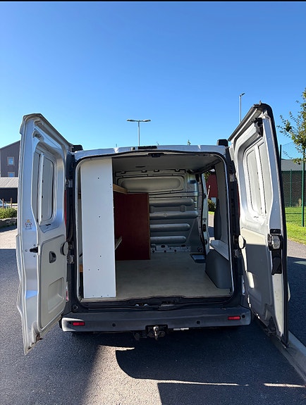 Opel Vivaro 3 of 11