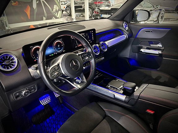 Mercedes-Benz EQB300 3 of 22
