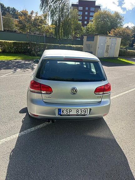 Volkswagen Golf VI 4 of 7