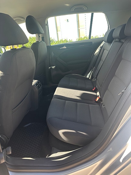 Volkswagen Golf VI 5 of 7