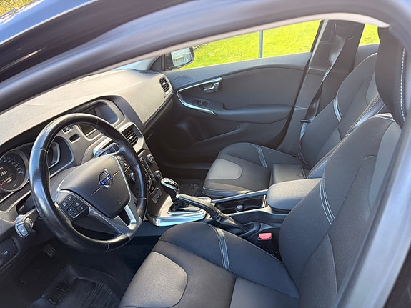 Volvo V40 5 of 13