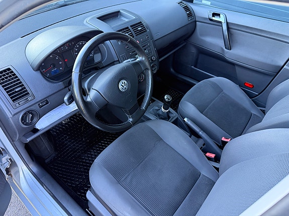 Volkswagen Polo 8 of 10