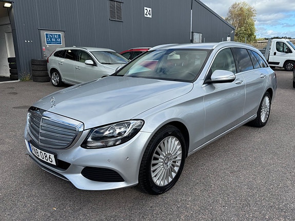 Mercedes-Benz C250 d 3 of 30