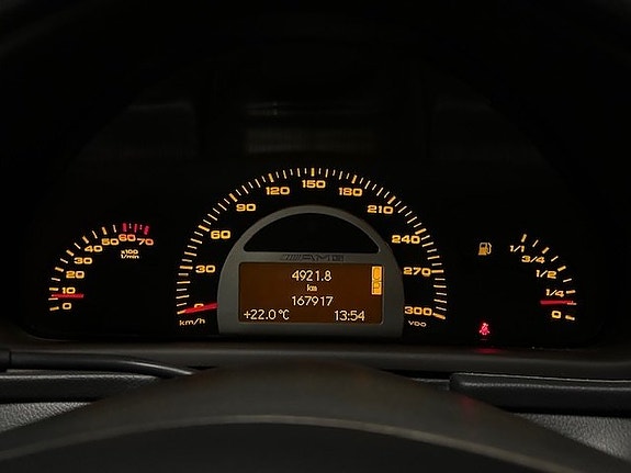 Mercedes-Benz C32 28 of 28