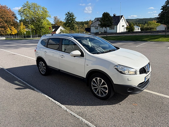 Nissan Qashqai+2 4 of 10
