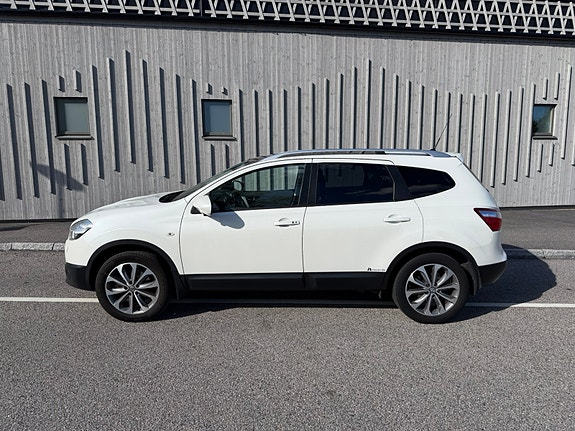 Nissan Qashqai+2 2 of 10
