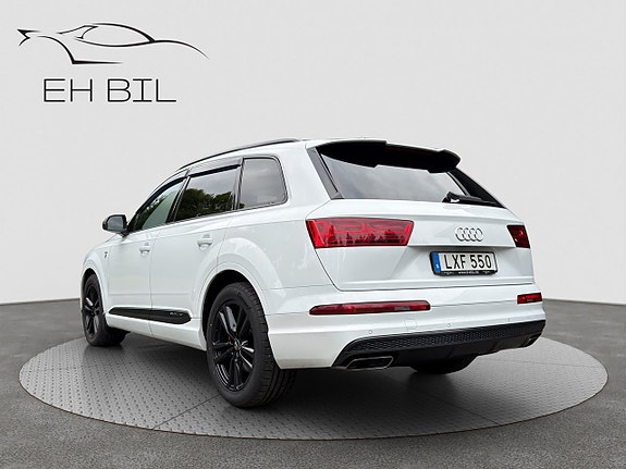 Audi Q7 7 of 19