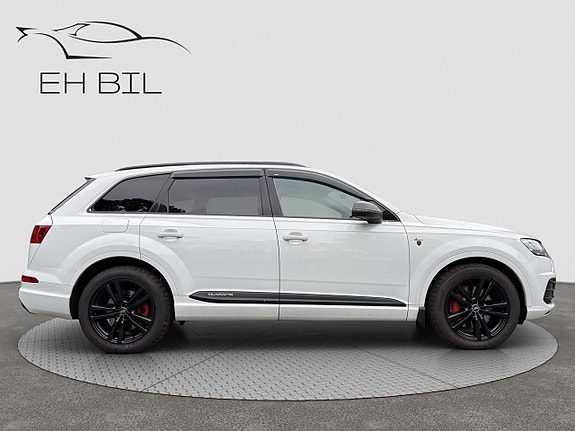 Audi Q7 8 of 19