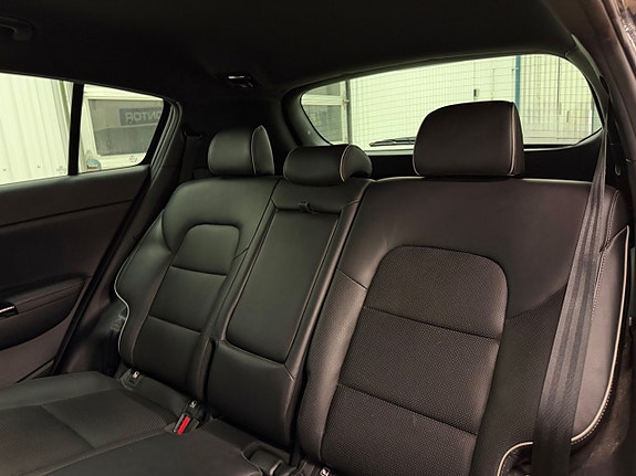 Kia Sportage 23 of 26