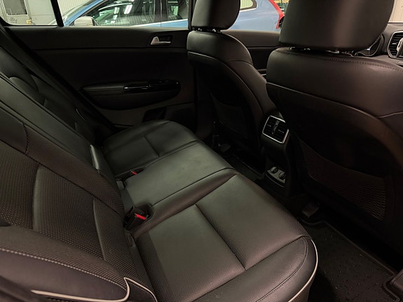 Kia Sportage 24 of 26